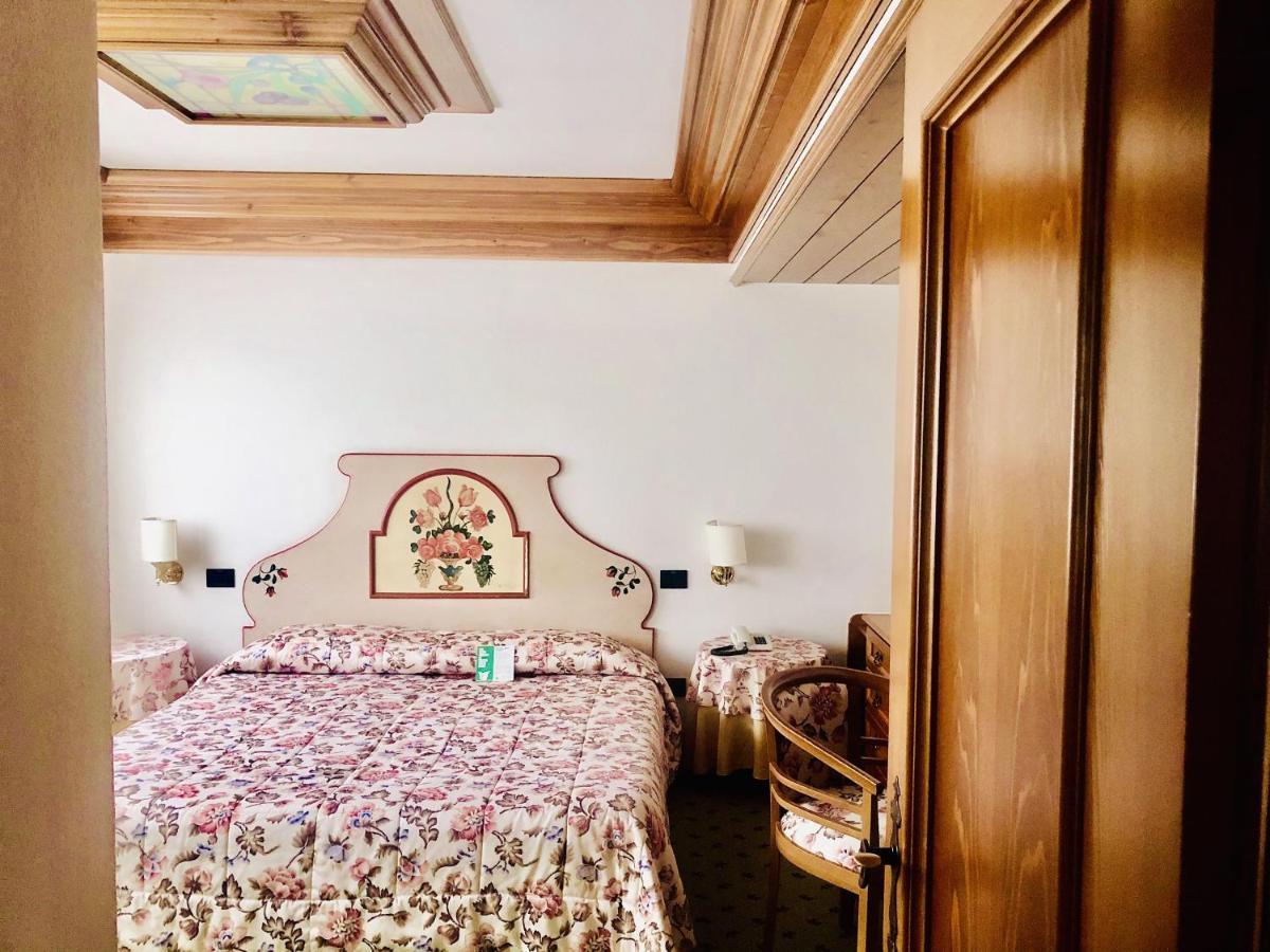 Hotel Alla Posta - Famiglia Pra Dal 1866 A Caprile Alleghe Exterior foto