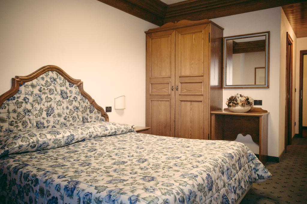 Hotel Alla Posta - Famiglia Pra Dal 1866 A Caprile Alleghe Exterior foto
